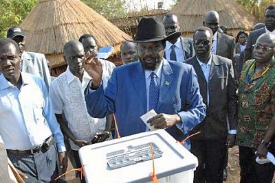 Salva Kiir voting in Sudan's April elections