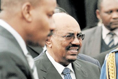 President Omar al-Bashir visited Kenya for the promulgation of its new constitution.
