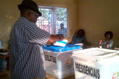 Voting during the 2014 elections.