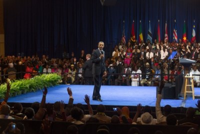 Le Président Obama durant une rencontre avec à Town Hall meeting avec les jeunes leaders africains.