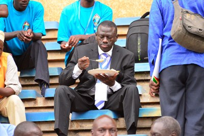 Kizza Besigye (file photo)