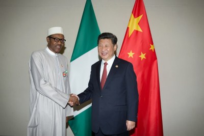 Le président Muhammadu Buhari avec le président chinois Xi Jinping.
