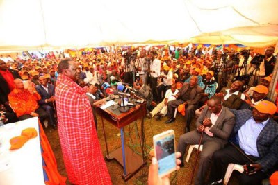 ODM leader Raila Odinga addressing members of the Maa community, who had defected from the Jubilee Party to ODM, at Orange House in Nairobi.
