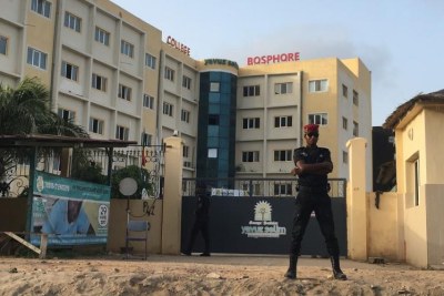 A Dakar, le collège Bosphore fait partie des sept établissements Yavuz-Selim bouclés ce lundi matin par forces de sécurité.