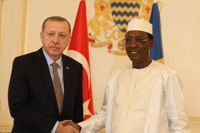 Le président Turc Recep Tayyip Erdogan et le président Tchadien Idriss Deby Itno