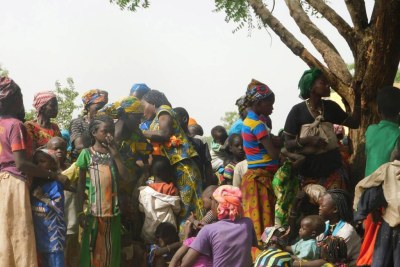 Des réfugiés, principalement des femmes et des enfants, ayant fui au Tchad des violences dans le nord-ouest de la République centrafricaine.