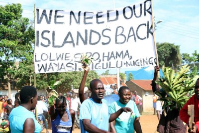 Residents and fishermen of Nambo Beach in Usenge Siaya County protest against harassment in Lake Victoria hours after some fishermen were abducted together with three police officers by the Uganda authorities in Lake Victoria.