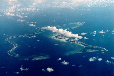 Vue aérienne de Diego Garcia dans la chaîne des îles Chagos.