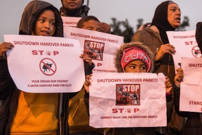 Residents in anti-gang protests in Hanover Park township in the Western Cape