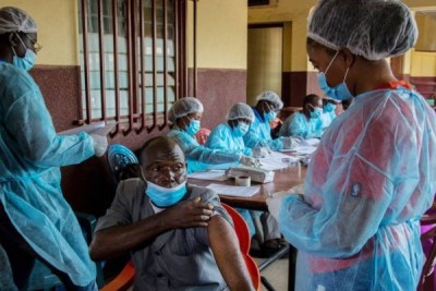 Campagne de vaccination contre ebola en Côte d'Ivoire
