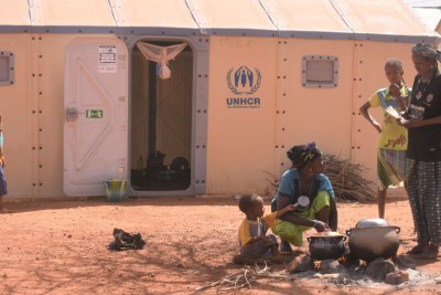 Internally displaced families living at a hosting site in Ouahigouya, Burkina Faso (file photo).