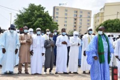 L’ancien président de la république du Tchad, Hissein Habré, repose désormais au cimetière musulman de Yoff. Décédé mardi à Dakar à l’âge de 79 ans, des suites de la Covid-19.