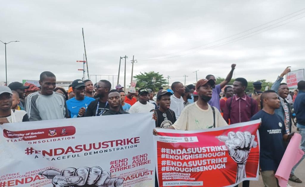 Nigeria: Strike - Again, Soldiers Attack Protesting Nigerian Students ...