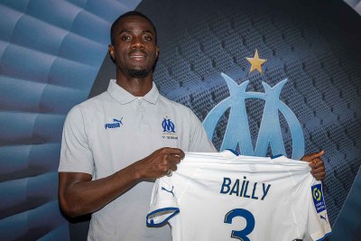 Eric Bailly signe à Marseille