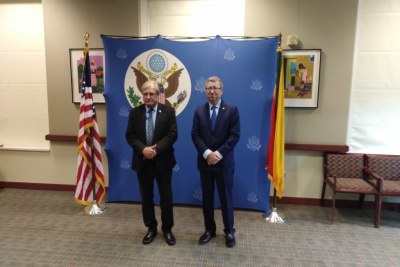 En visite au Congo, l’envoyé spécial américain pour la Libye, Richard Norland, a rencontré, le 26 avril, le chef de l’Etat, Denis Sassou N’Guesso, président du Comité de haut niveau de l’Union africaine (UA) sur la Libye.
