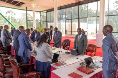 President William Ruto has led the Kenyan Cabinet in observing a moment of silence in honour of world marathon champion Kelvin Kiptum. Homage was also paid to Kiptum’s coach Gervais Hakizimana who perished alongside him.